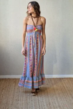Vestido palabra de honor azul