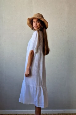 Vestido tipo lino cuello pico blanco